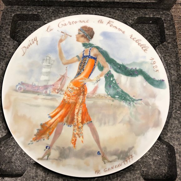 1925 Ganeau's Women of the Century Porcelian COA - Picture 1 of 8